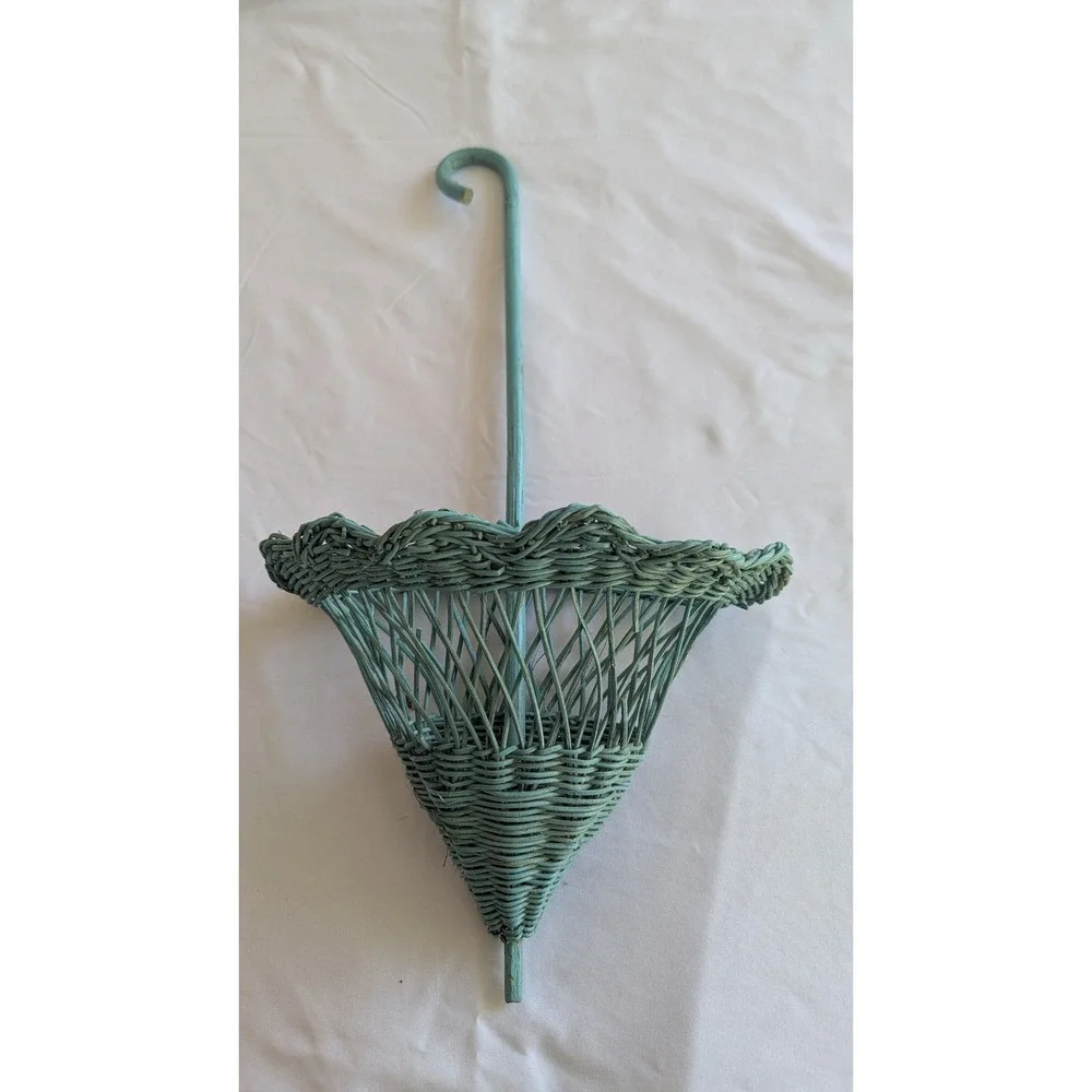 Vintage Wicker Umbrella Wall Hanging Basket Teal Green Scalloped Woven Decor